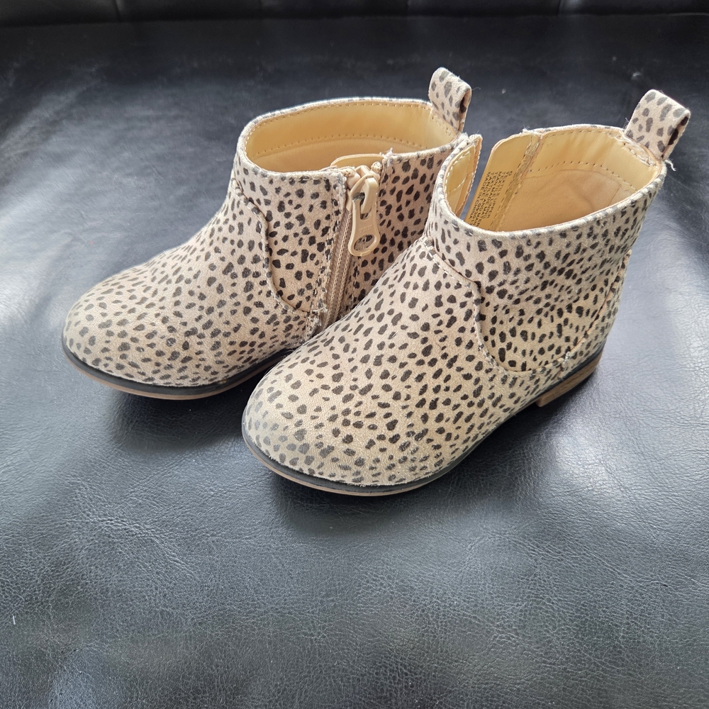 Cat & Jack Tan Leopard Kids Boots